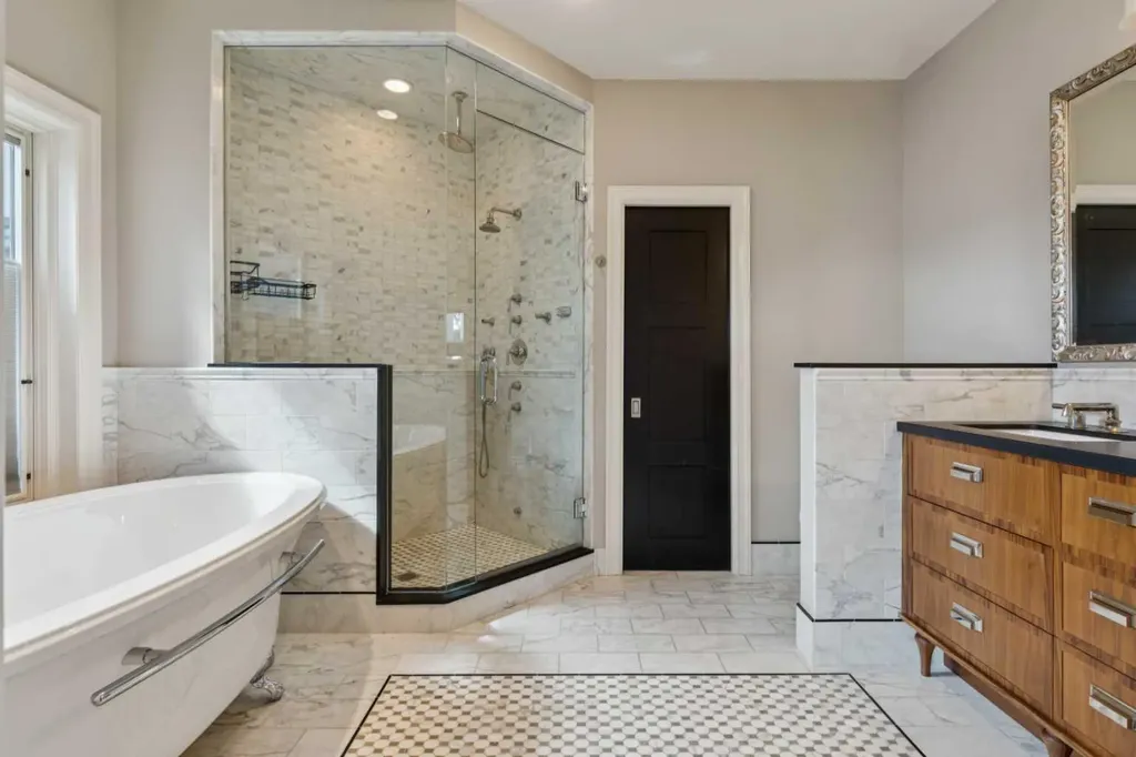 58 Scimitar View NW Calgary AB T3L 2B5