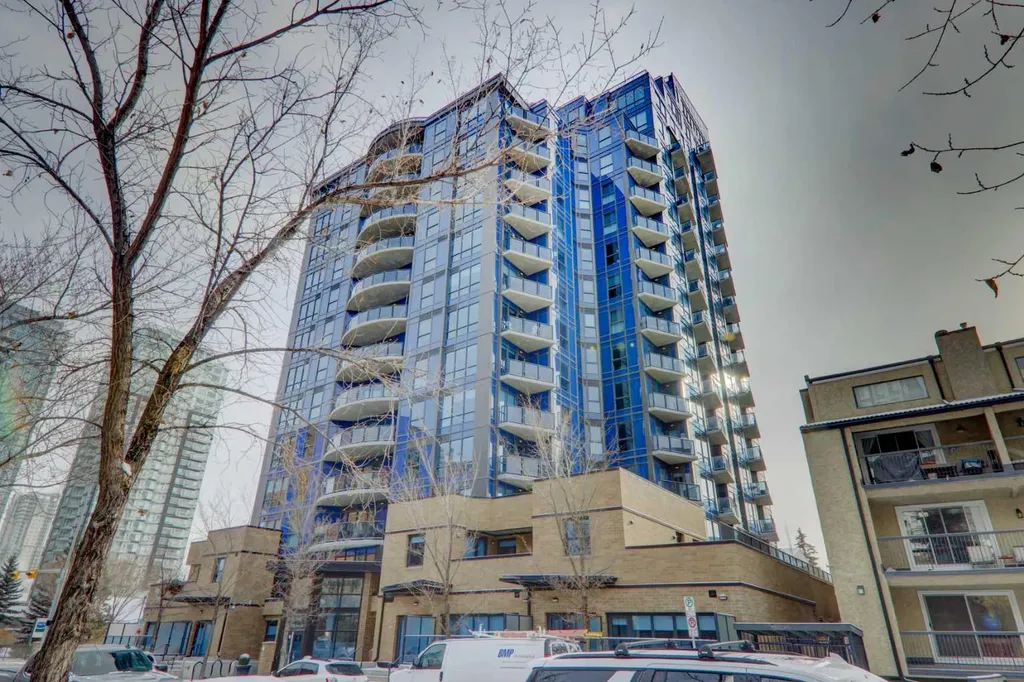 303 13 Avenue SW Calgary AB T2R 0Y9