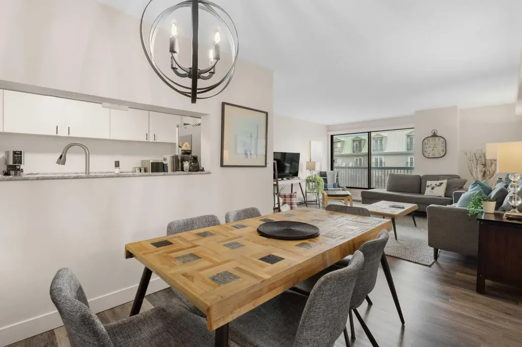 225 25 Avenue SW Calgary AB T2S 2V2