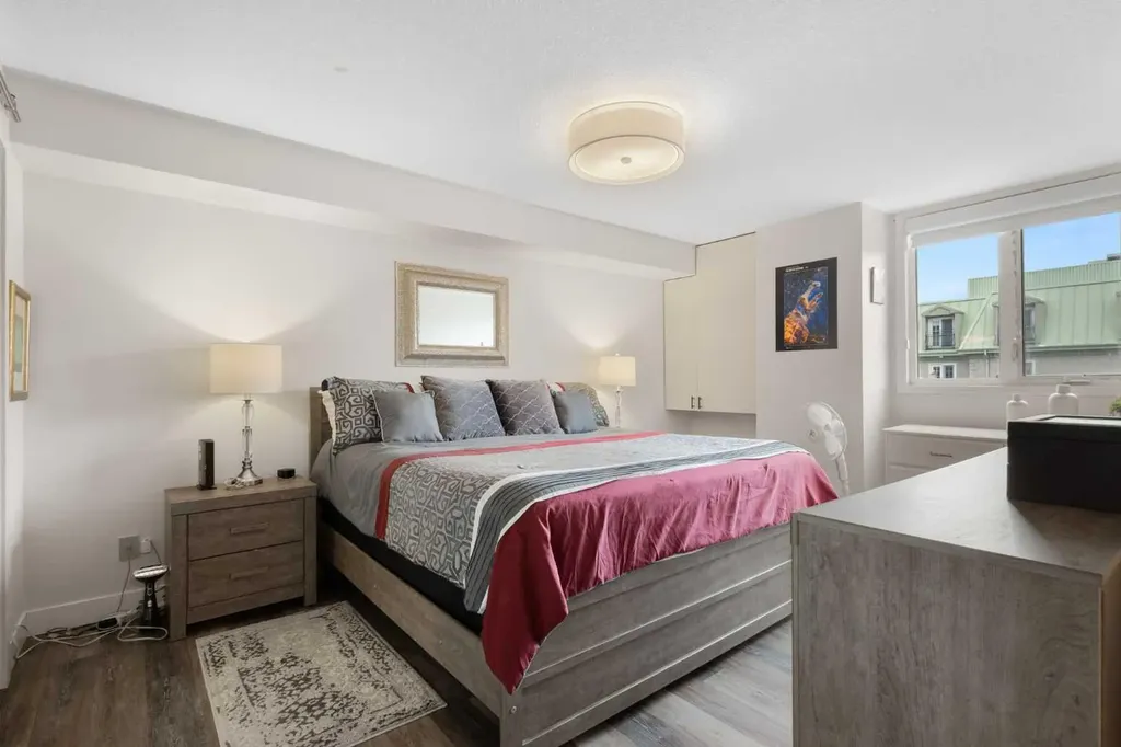225 25 Avenue SW Calgary AB T2S 2V2