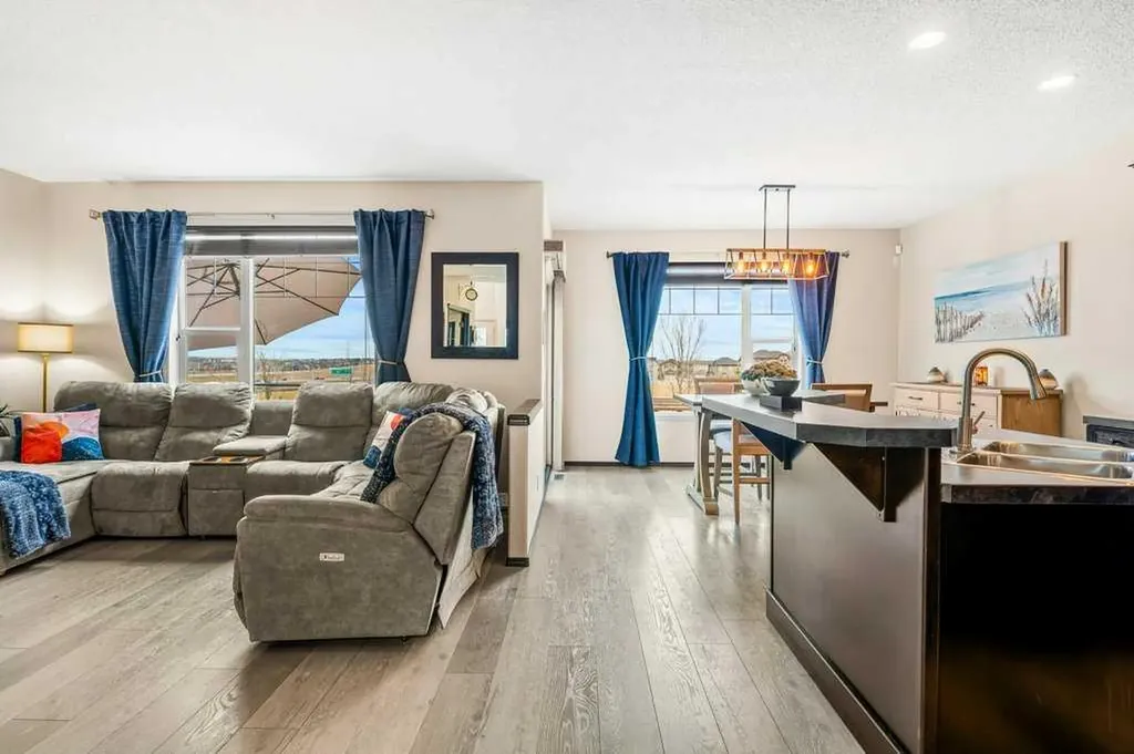 201 Pantego Road NW Calgary AB T3K 0B8