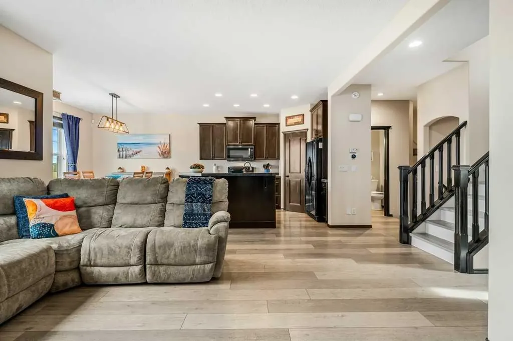 201 Pantego Road NW Calgary AB T3K 0B8