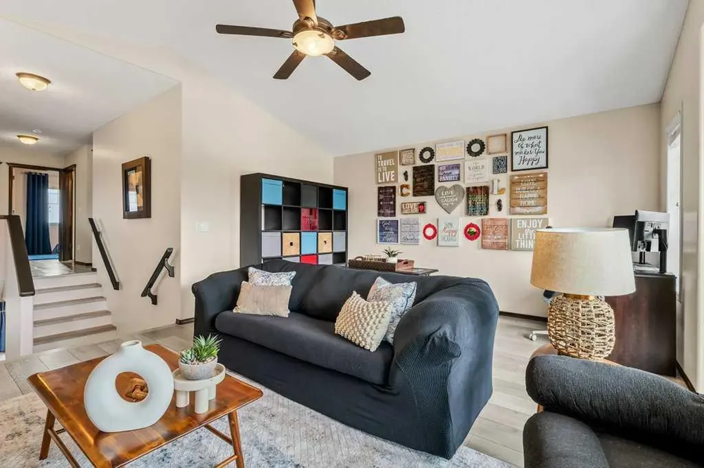 201 Pantego Road NW Calgary AB T3K 0B8