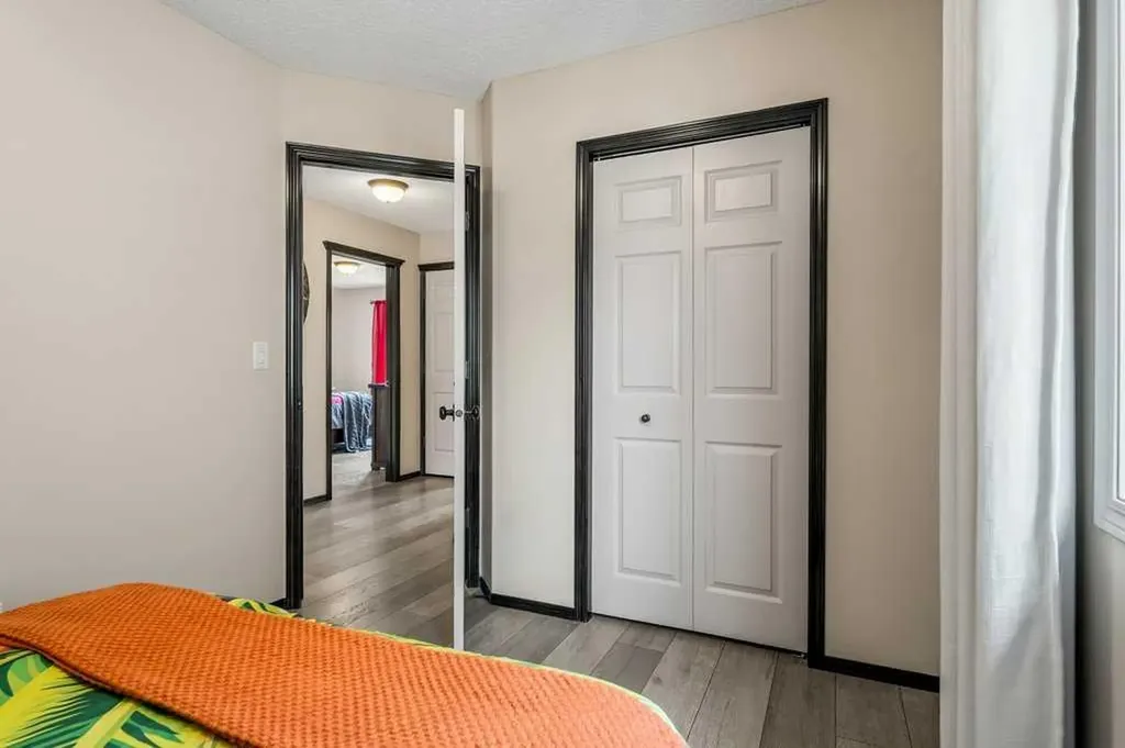 201 Pantego Road NW Calgary AB T3K 0B8