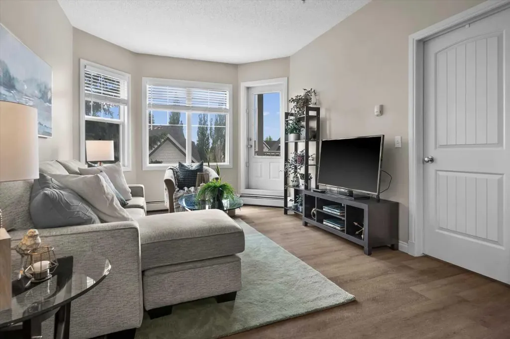 8 Prestwick Pond Terrace SE Calgary AB T2Z 4P3