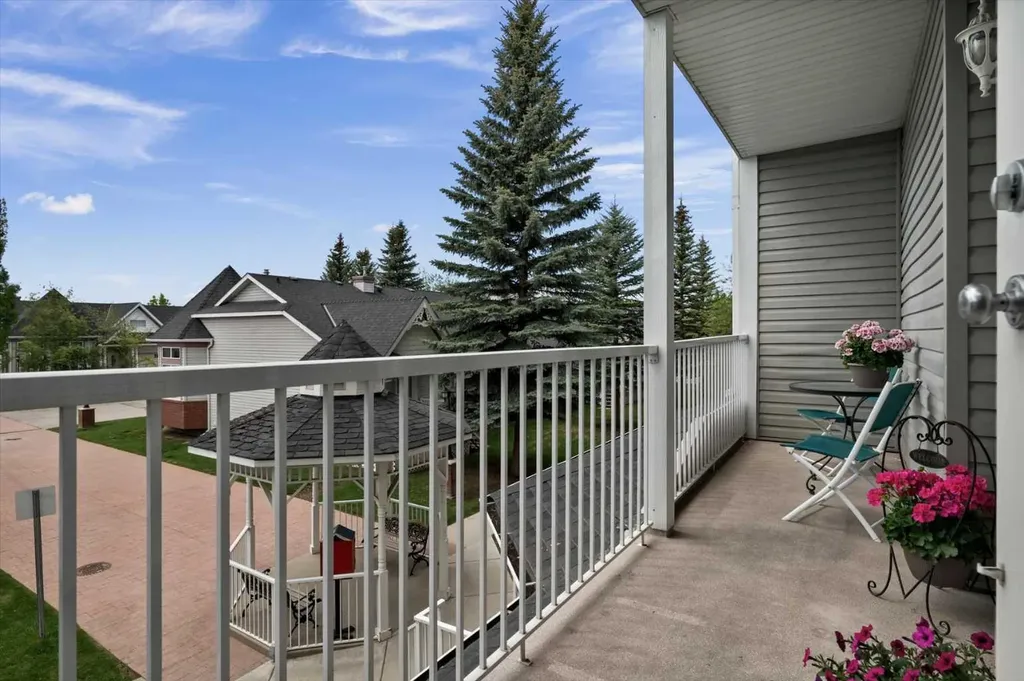 8 Prestwick Pond Terrace SE Calgary AB T2Z 4P3