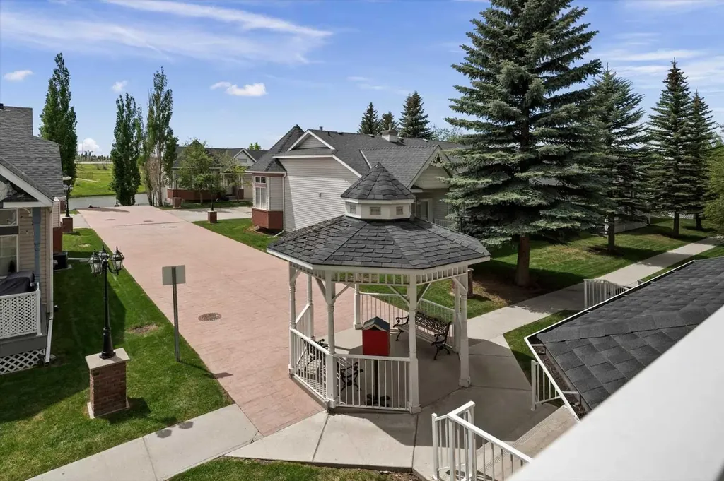 8 Prestwick Pond Terrace SE Calgary AB T2Z 4P3