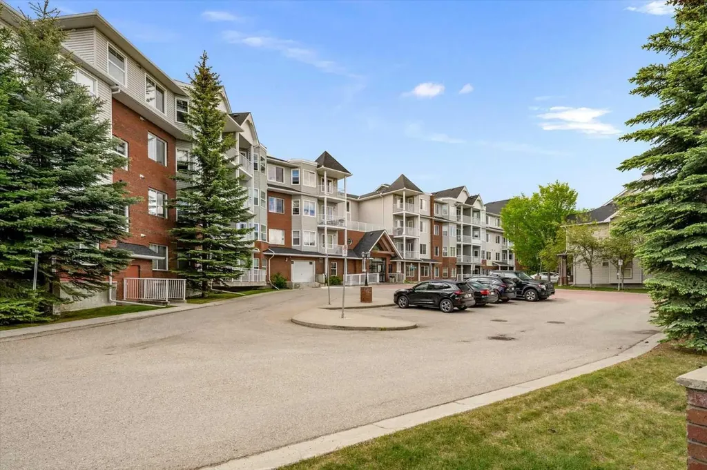 8 Prestwick Pond Terrace SE Calgary AB T2Z 4P3
