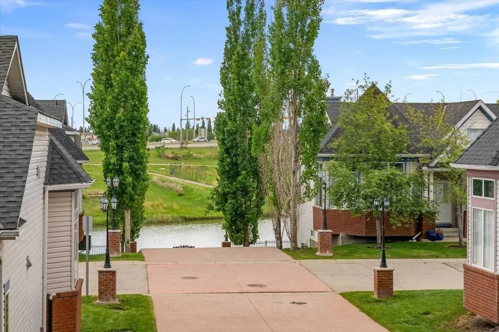 8 Prestwick Pond Terrace SE Calgary AB T2Z 4P3