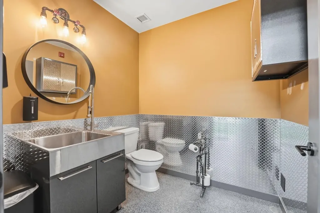 25 Southbank Crescent Okotoks AB T1S5S8