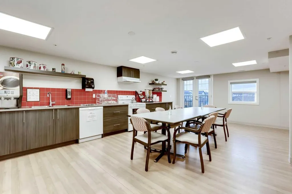 2635 Eversyde Avenue SW Calgary AB T2Y 5G9