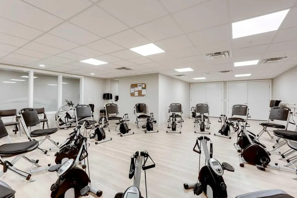 2635 Eversyde Avenue SW Calgary AB T2Y 5G9