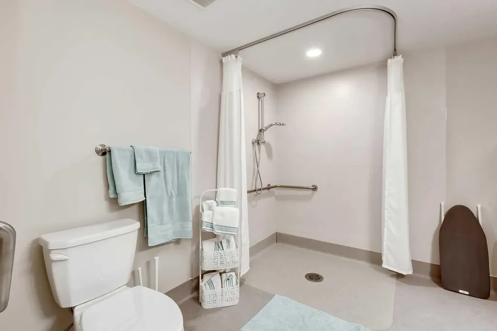 2635 Eversyde Avenue SW Calgary AB T2Y 5G9