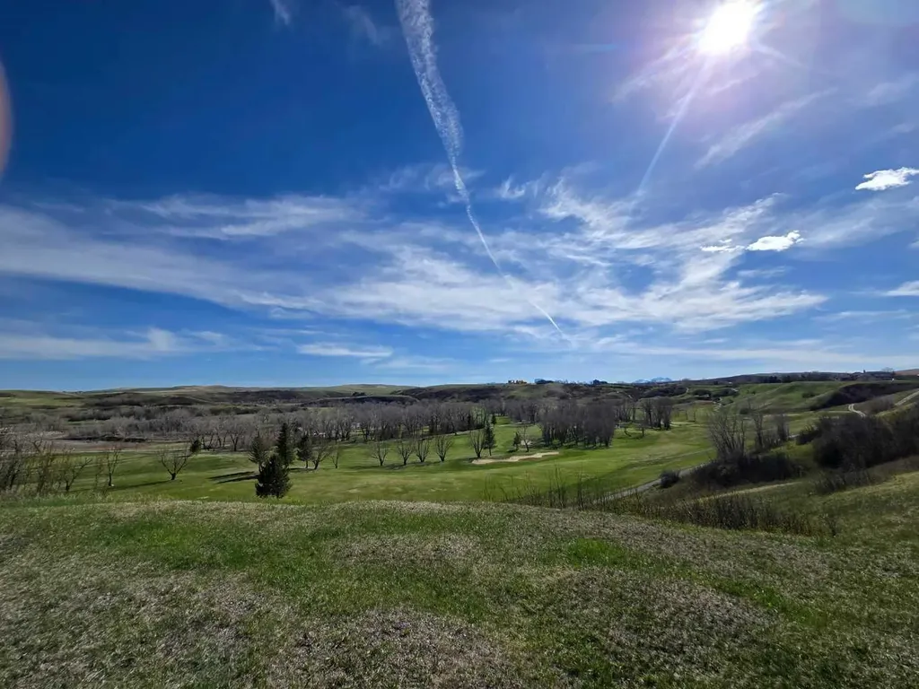 729 Fairway Boulevard Cardston AB T0K 0K0