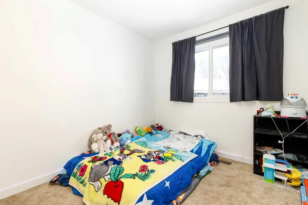 28 Goard Close Red Deer AB T4P 2M2