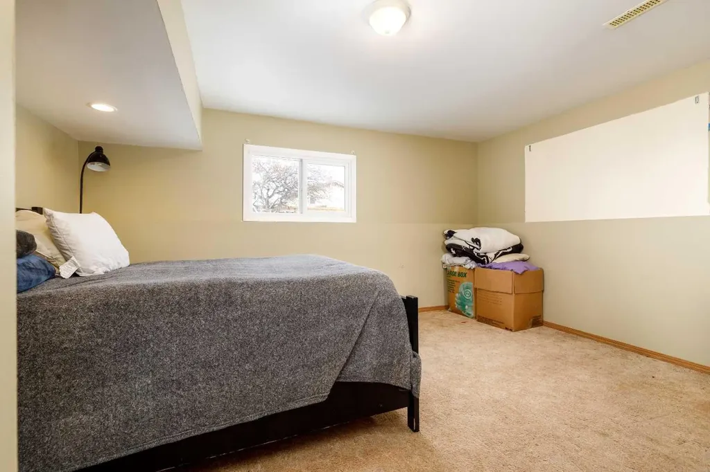 28 Goard Close Red Deer AB T4P 2M2