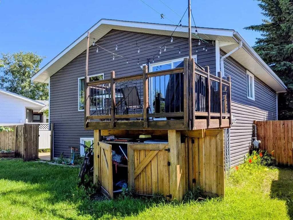 28 Goard Close Red Deer AB T4P 2M2