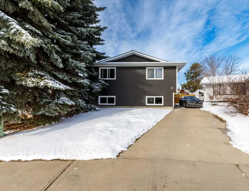 28 Goard Close Red Deer AB T4P 2M2