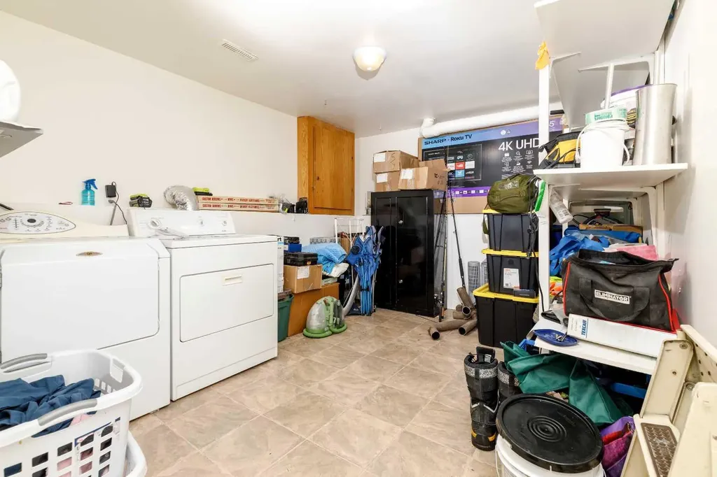 28 Goard Close Red Deer AB T4P 2M2