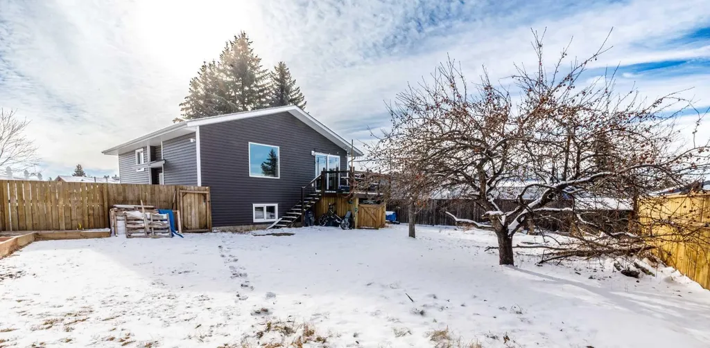 28 Goard Close Red Deer AB T4P 2M2