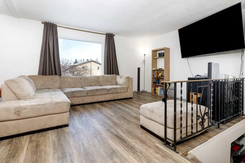28 Goard Close Red Deer AB T4P 2M2