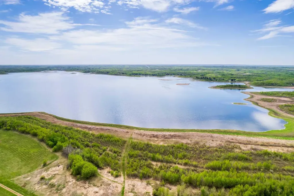 51341 Range Road 210 Hastings Lake AB T8G 1G1