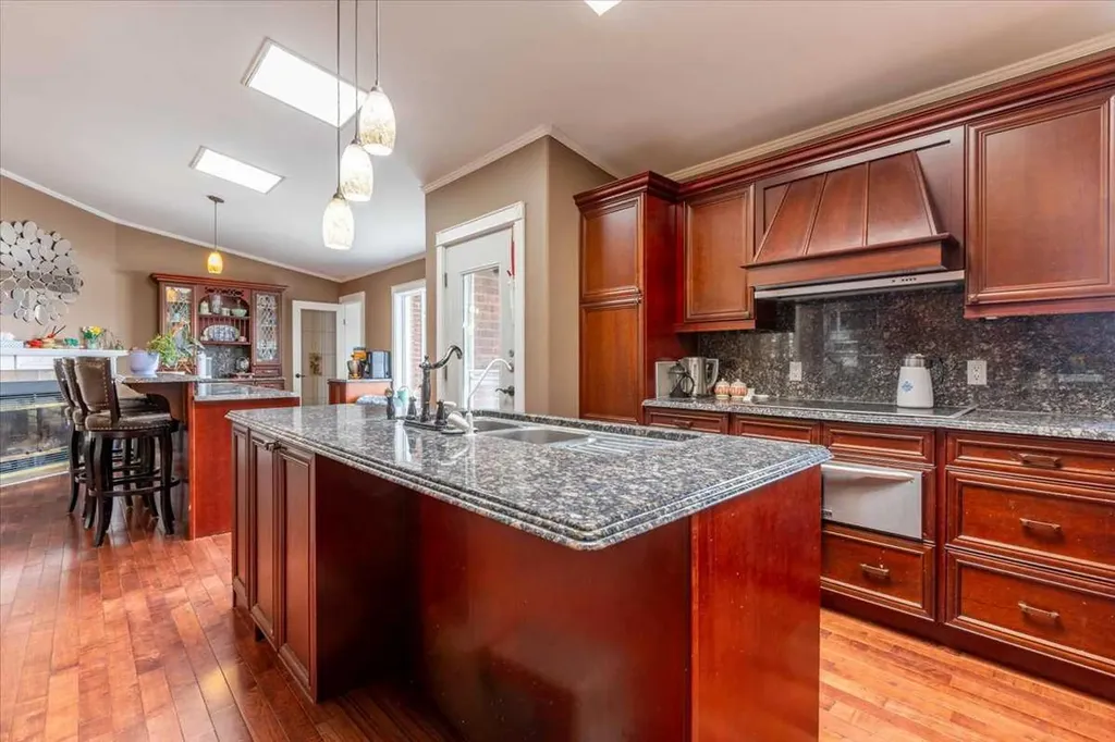 51341 Range Road 210 Hastings Lake AB T8G 1G1