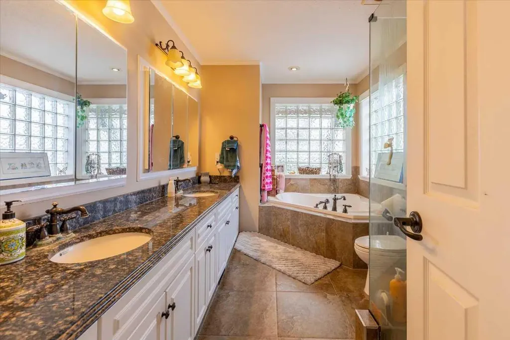 51341 Range Road 210 Hastings Lake AB T8G 1G1