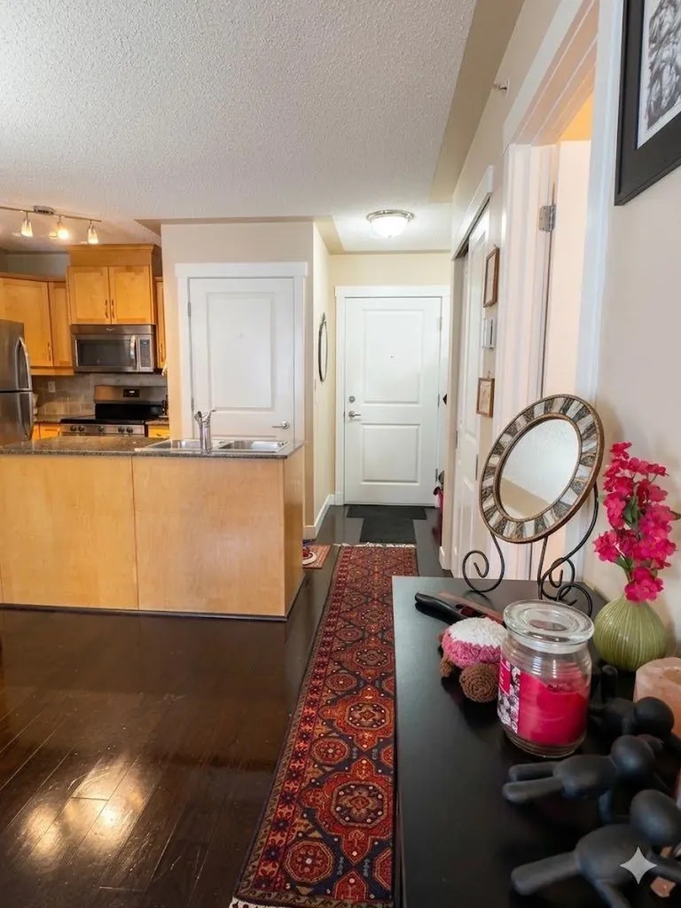 2233 34 Avenue SW Calgary AB T2T 6N2