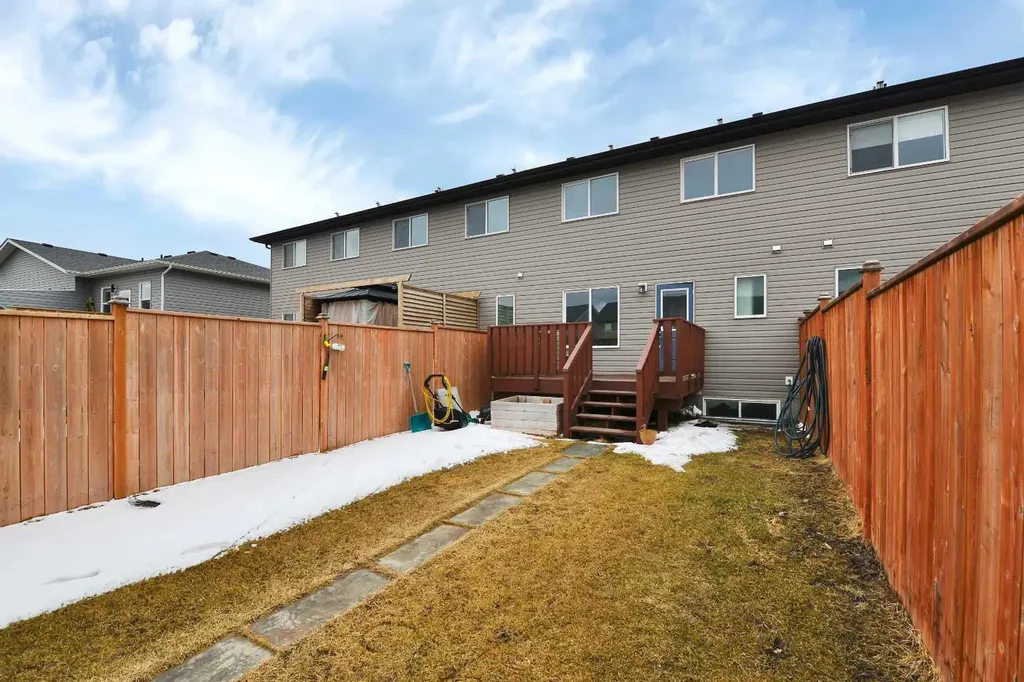 15 Iron Gate Boulevard Sylvan Lake AB T4S 0T6