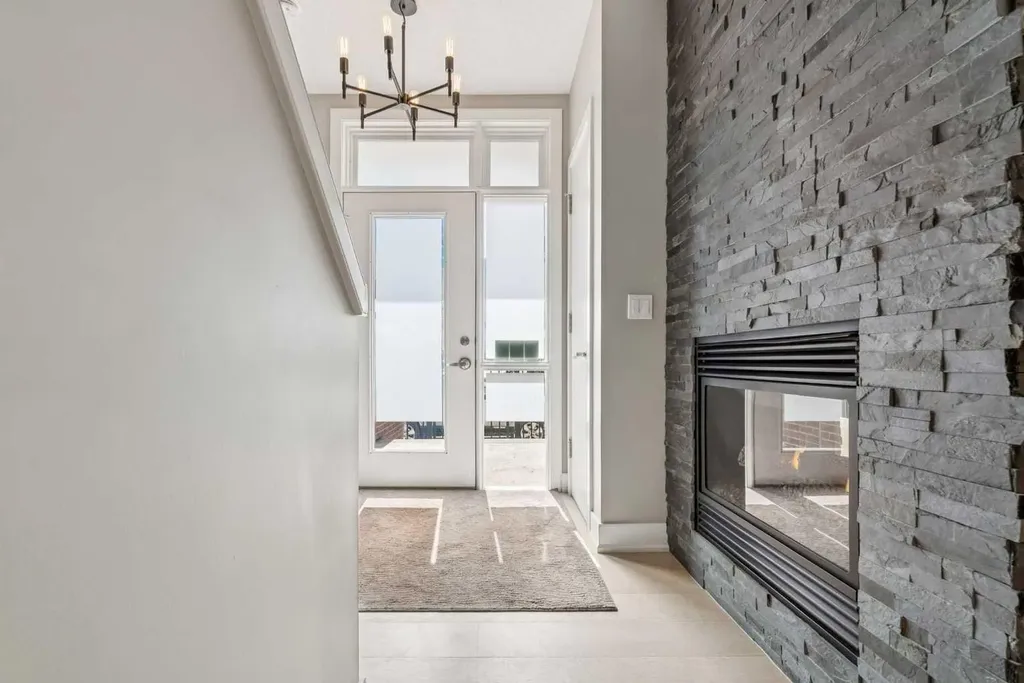 660 Eau Claire Avenue SW Calgary AB T2P 5K3