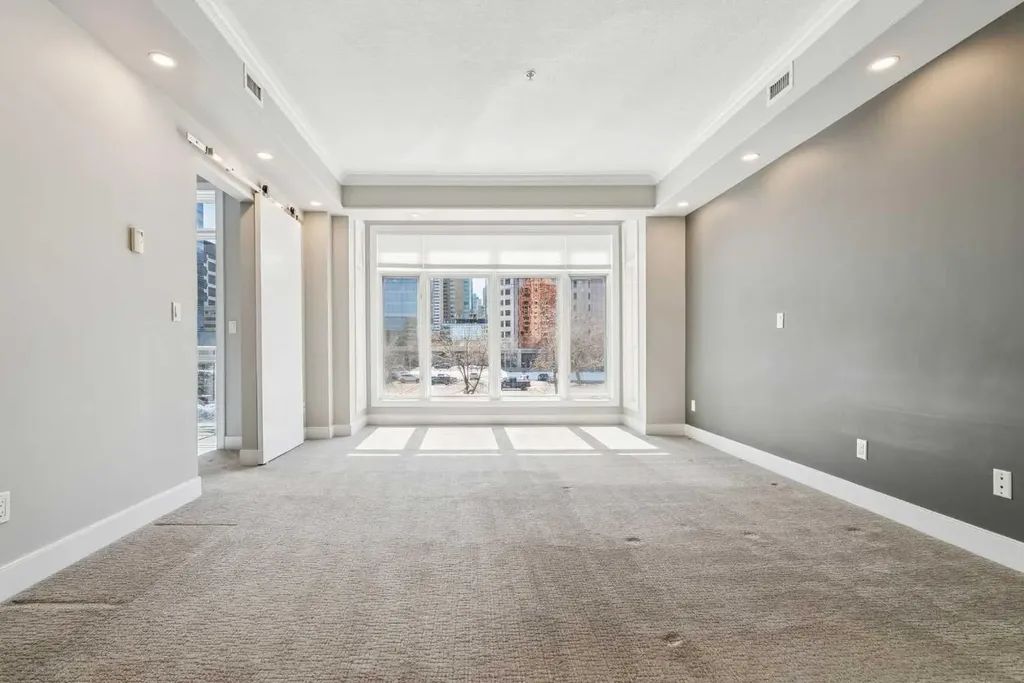 660 Eau Claire Avenue SW Calgary AB T2P 5K3