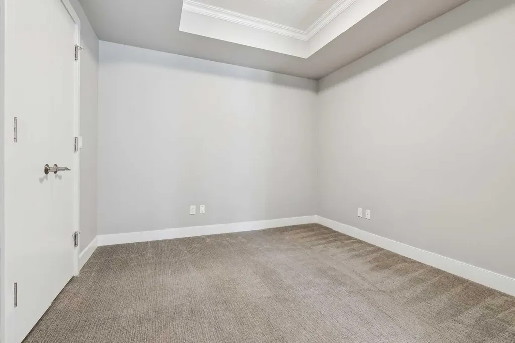 660 Eau Claire Avenue SW Calgary AB T2P 5K3