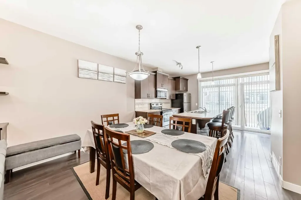 37 Skyview Ranch Gardens NE Calgary AB T2M3Y7