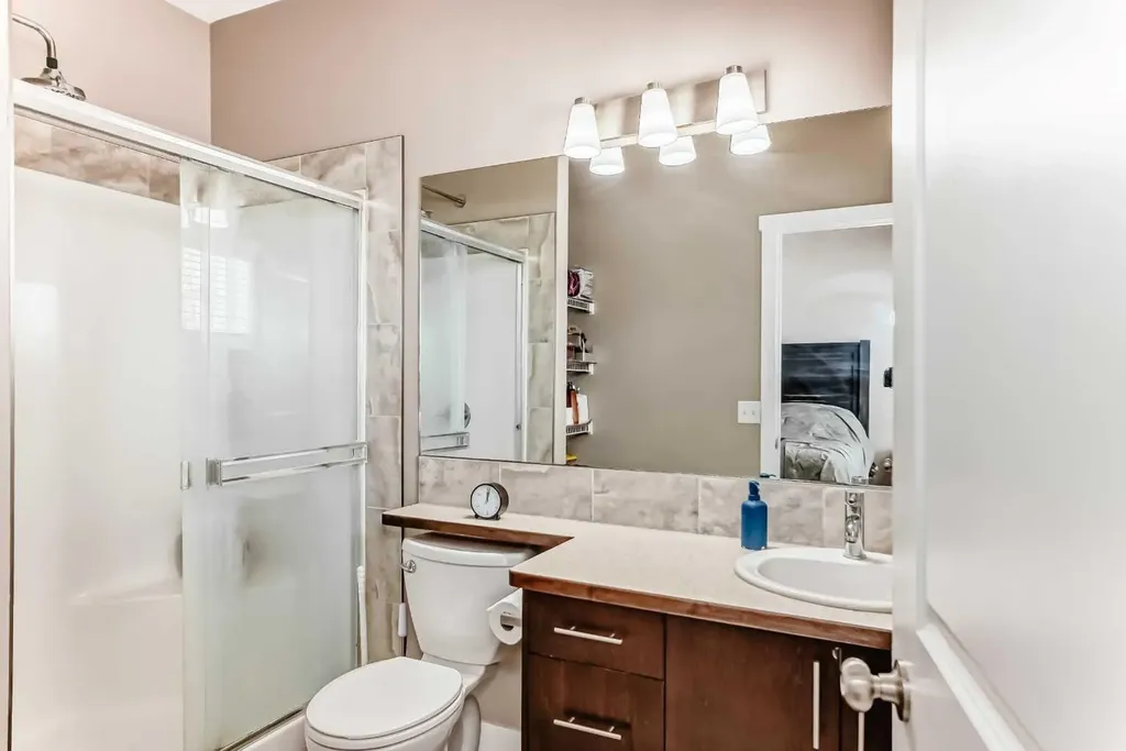 37 Skyview Ranch Gardens NE Calgary AB T2M3Y7