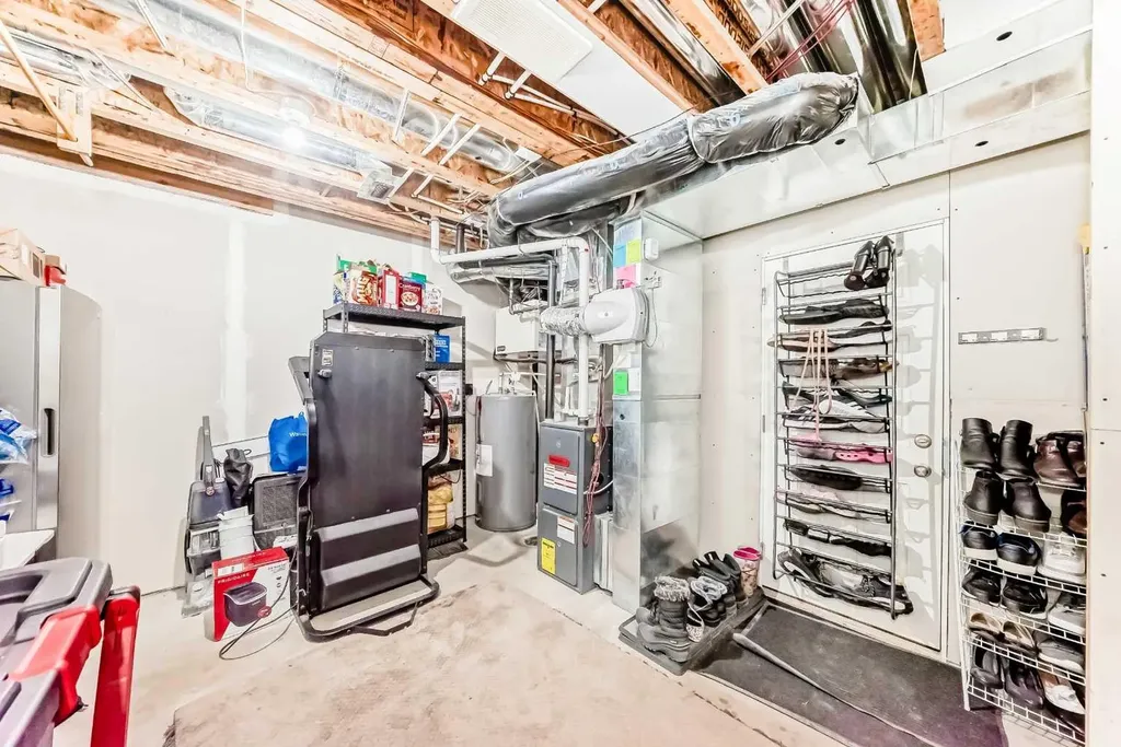 37 Skyview Ranch Gardens NE Calgary AB T2M3Y7