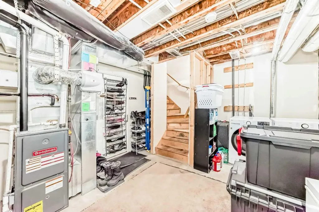 37 Skyview Ranch Gardens NE Calgary AB T2M3Y7