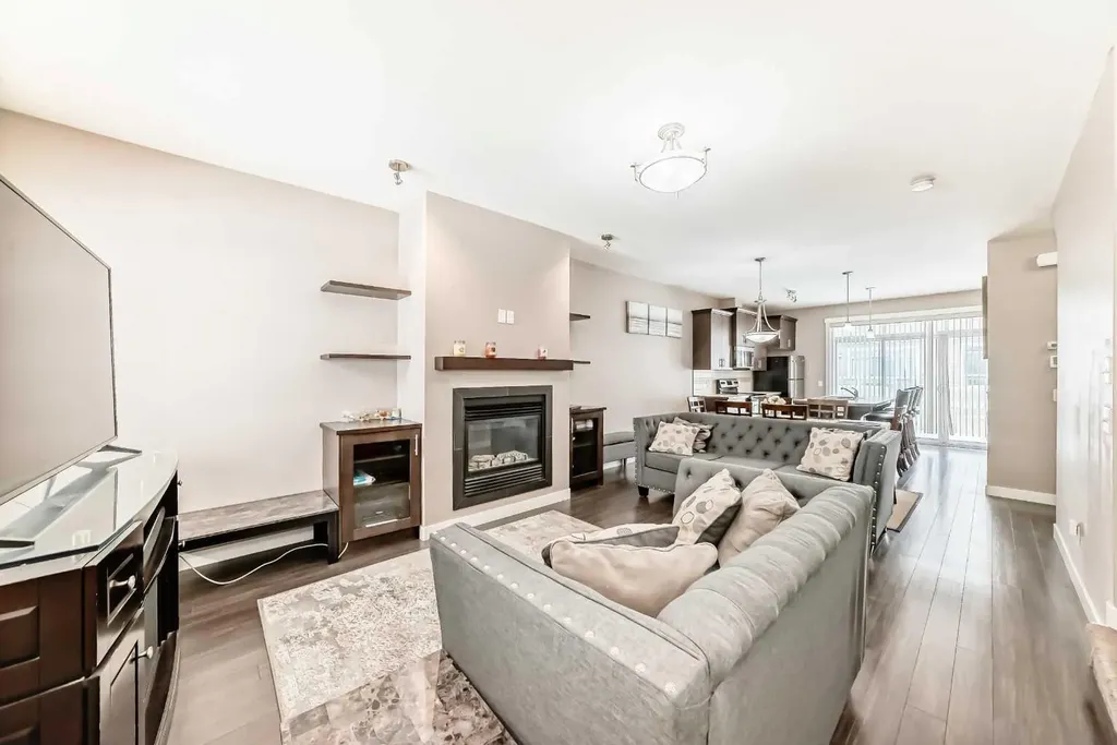 37 Skyview Ranch Gardens NE Calgary AB T2M3Y7