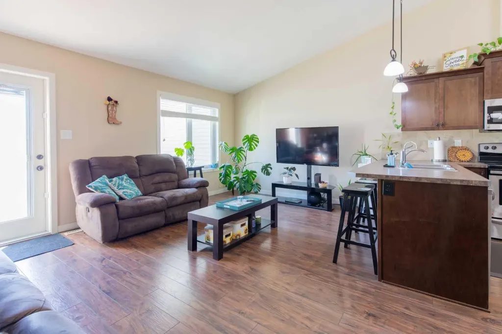 213 Lettice Perry Road N Lethbridge AB T1H 6Z3