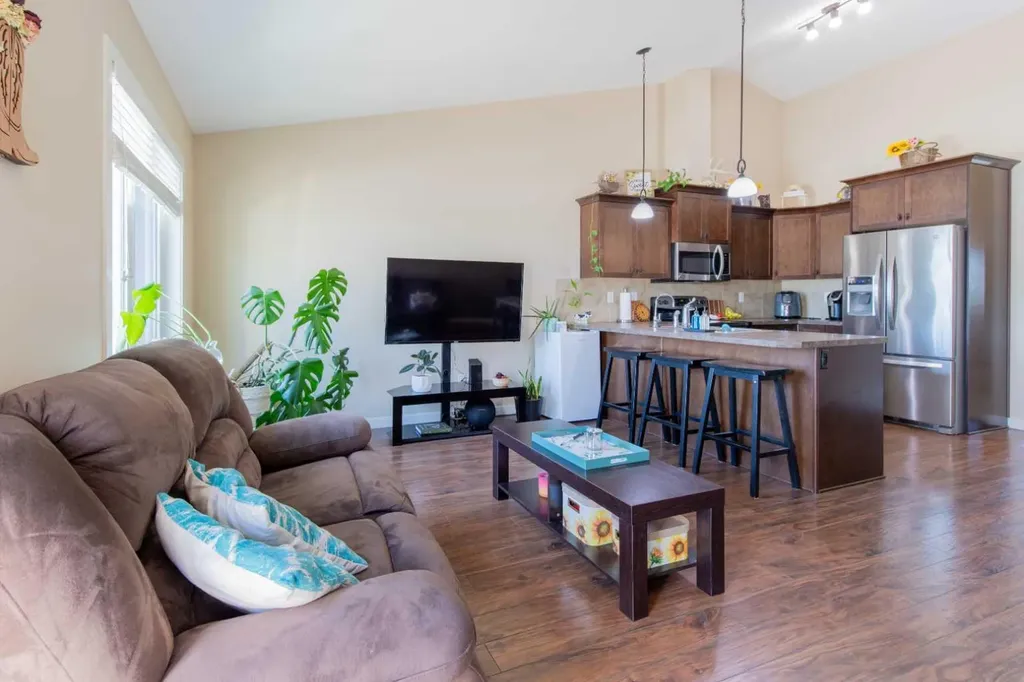 213 Lettice Perry Road N Lethbridge AB T1H 6Z3