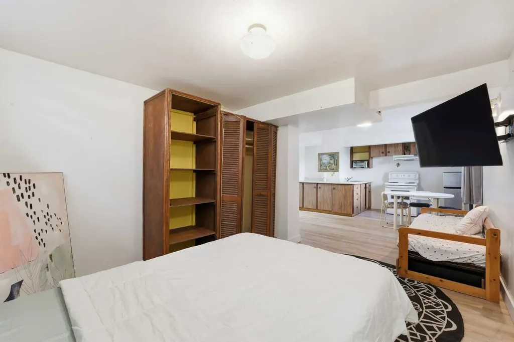 2314 Richmond Road SW Calgary AB T2T 5E4