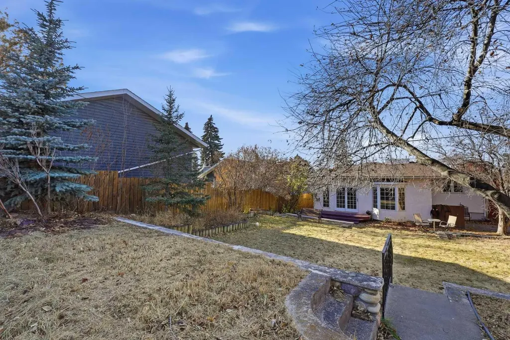 2314 Richmond Road SW Calgary AB T2T 5E4