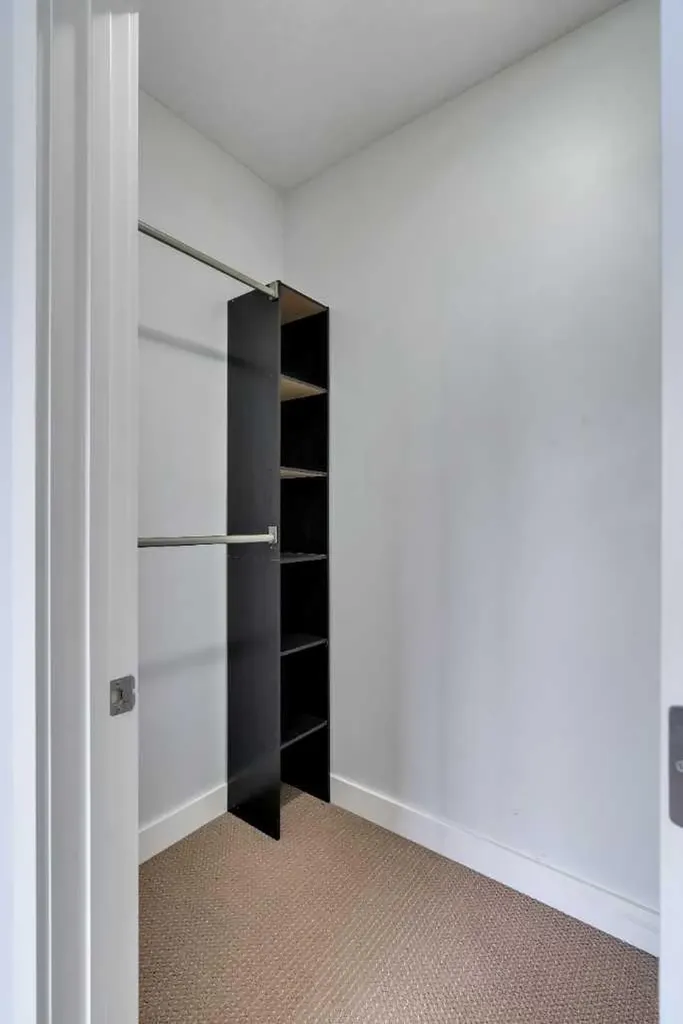 320 12 Avenue NE Calgary AB T2E 1A4