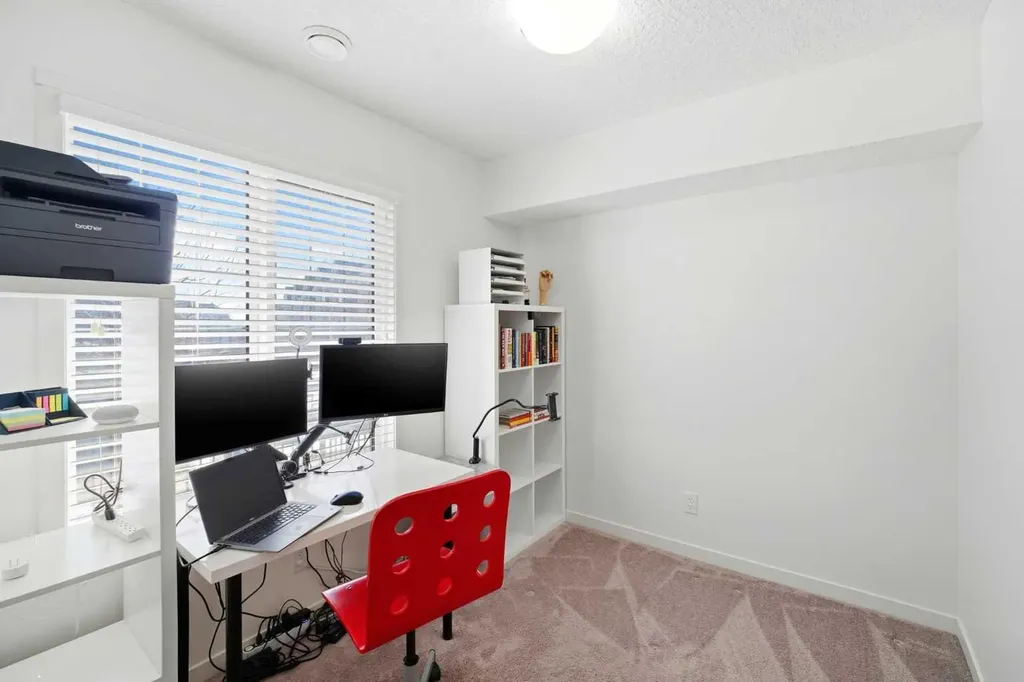 301 Nolanlake Villas NW Calgary AB T3R 0Z7
