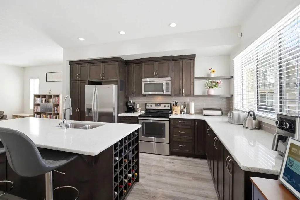 301 Nolanlake Villas NW Calgary AB T3R 0Z7
