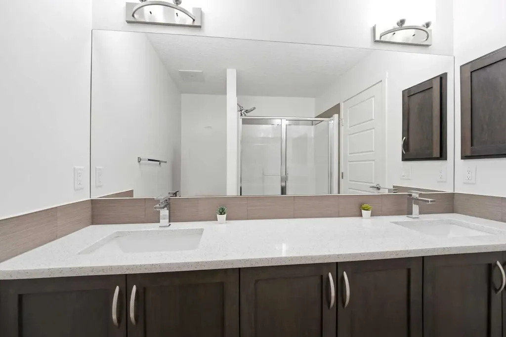 301 Nolanlake Villas NW Calgary AB T3R 0Z7