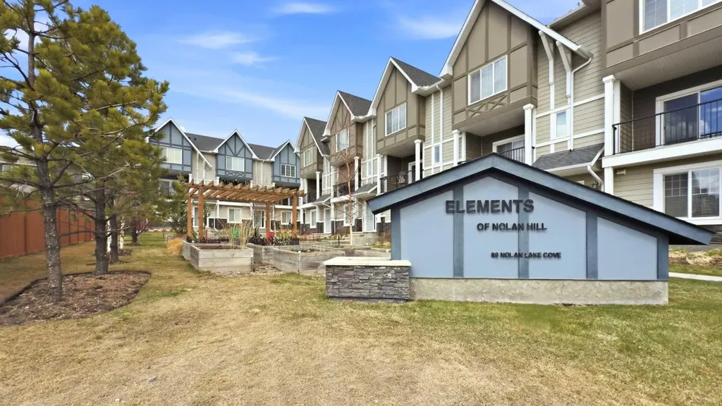 301 Nolanlake Villas NW Calgary AB T3R 0Z7