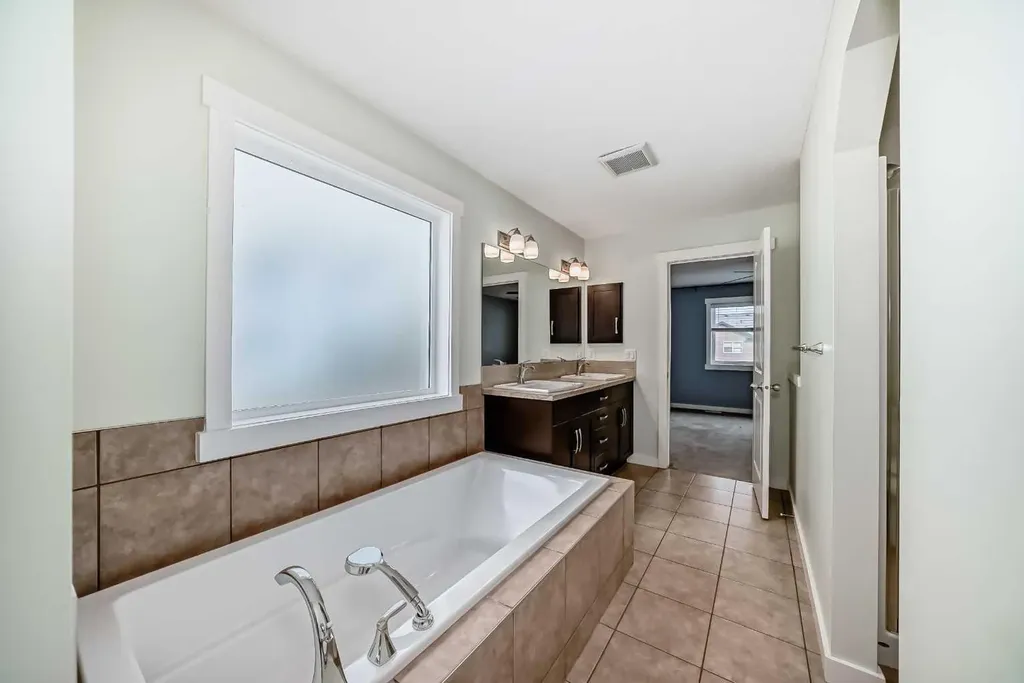 112 Chaparral Valley View SE Calgary AB T2X 0M4