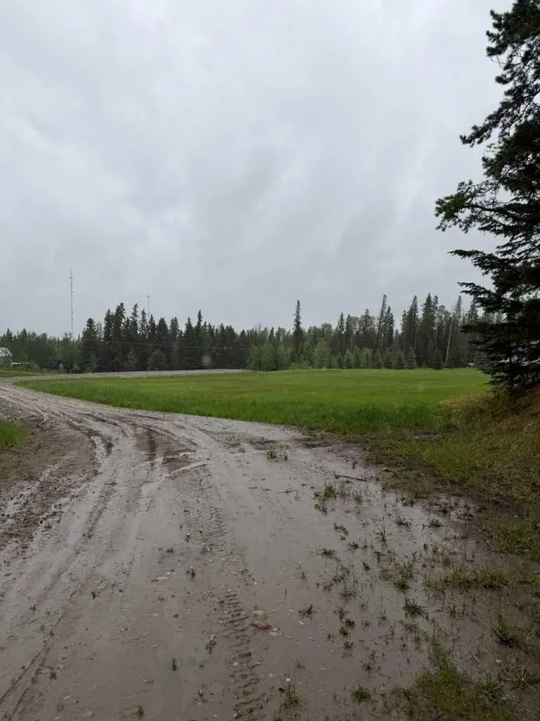 522 Clearwater Estates Crescent Rural Clearwater County AB T4T 2A2
