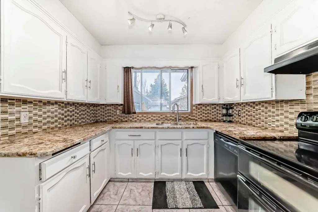 5411 Temple Road NE Calgary AB T1Y3B1